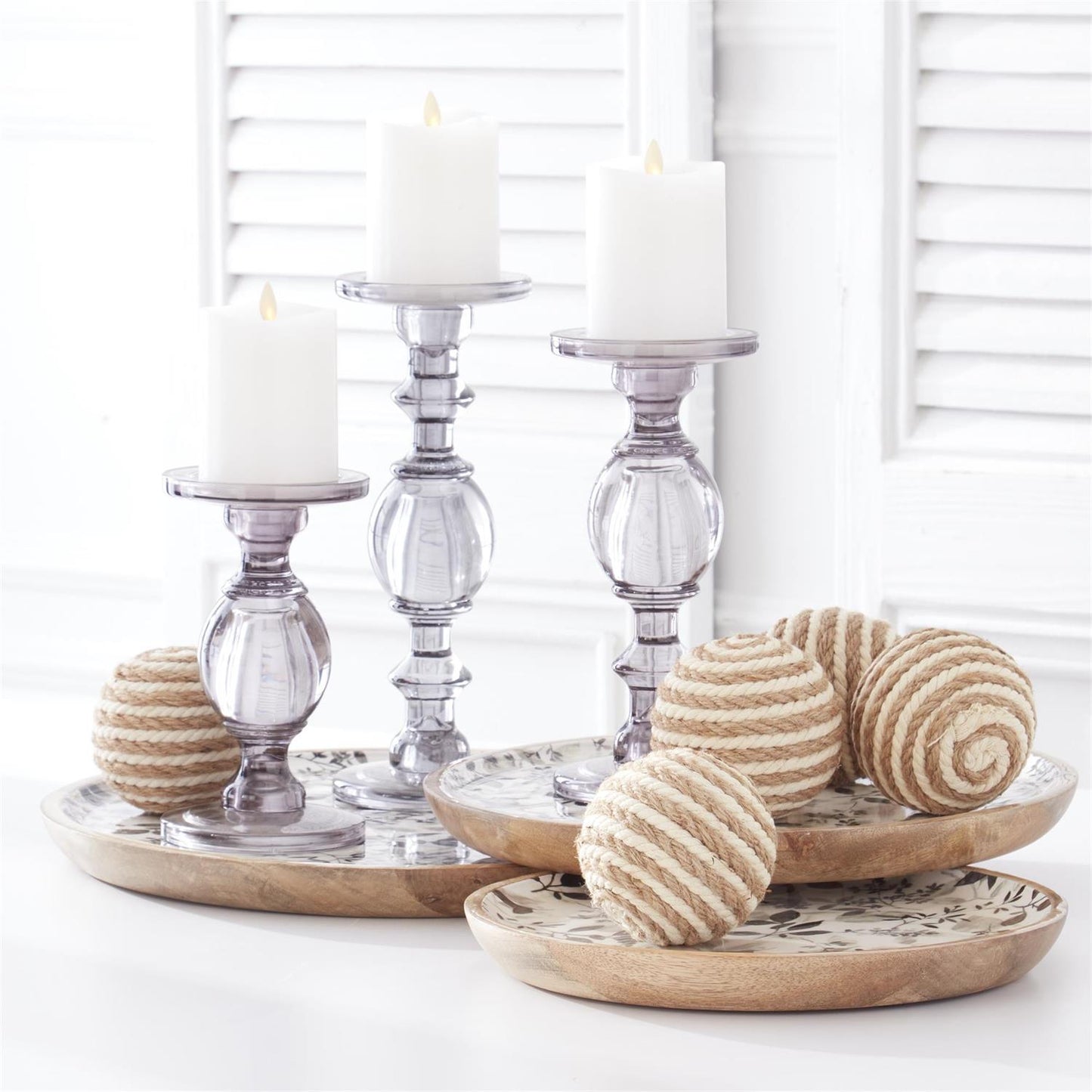 Tan & Cream Seagrass Ball - 3.75"