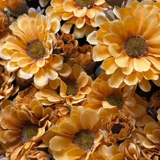 Mum Bush - Golden Yellow, 15"