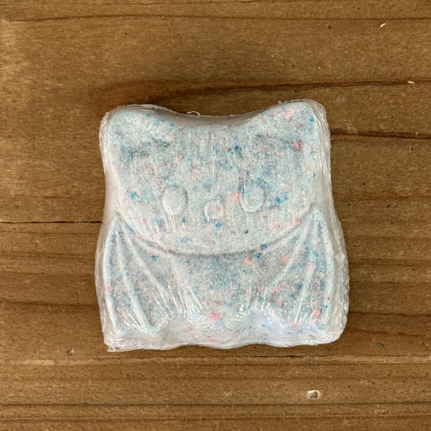 Bath Bomb Bat - Candy Apple Scent