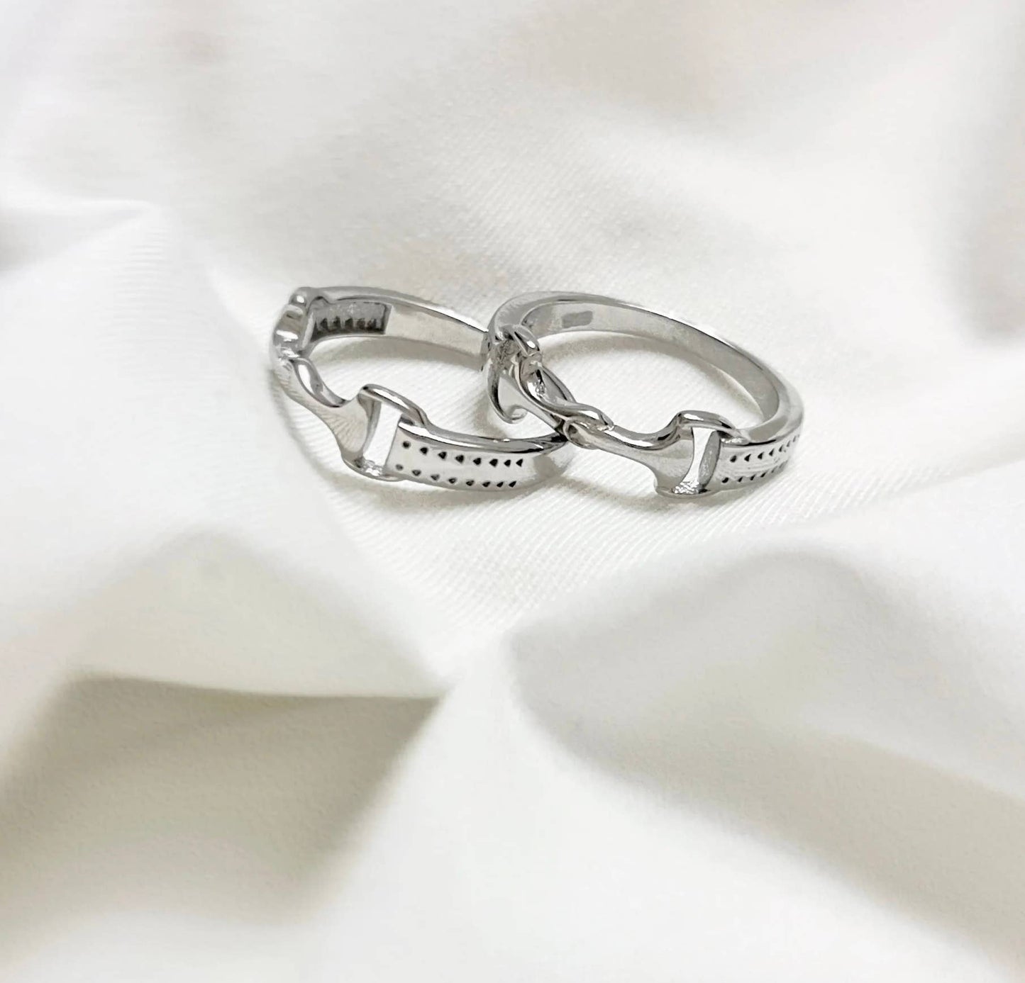 Equestrian Horse Snaffle Bit Sterling Silver Ring: 7