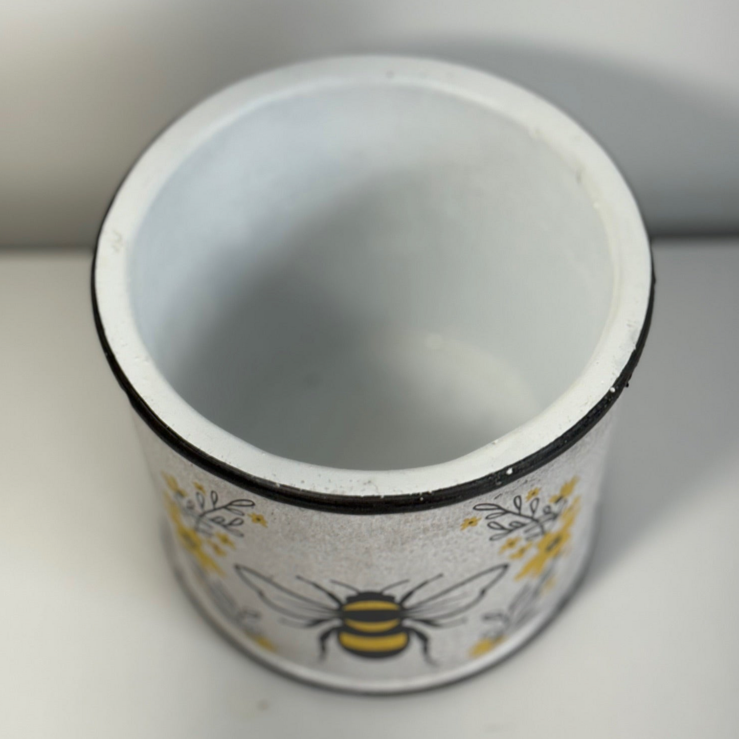 Queen Bee Pot, Medium